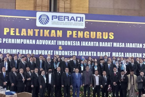 Resmi Menjabat Ketua Peradi Jakbar, Asido Bakal Perkuat Soliditas Hingga Pengurus - JPNN.COM