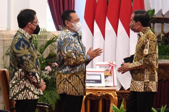 Terima DIPA 2022, MPR Fokus Masifkan Vaksin Ideologi dan Bantu Penanganan Pandemi - JPNN.COM