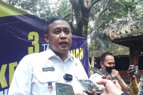 Ditanya Apakah Terlibat Kasus Rahmat Effendi yang Ditangkap KPK, Wawako Bekasi Jawab Begini - JPNN.COM
