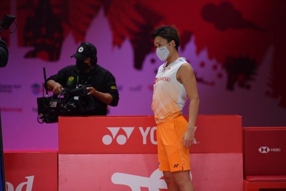Mundur dari BWF World Tour Finals 2021, Kento Momota Sampaikan Keluh Kesah - JPNN.COM