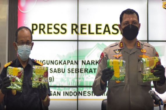 Bea Cukai-Polda Aceh Amankan 100 Kg Sabu-Sabu Asal Malaysia - JPNN.COM