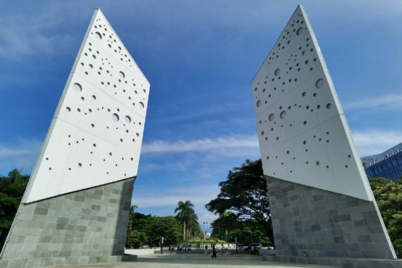 Besok, Kang Emil Kekeh Meresmikan Monumen Pahlawan Covid-19 di Bandung, Ini Alasannya - JPNN.COM