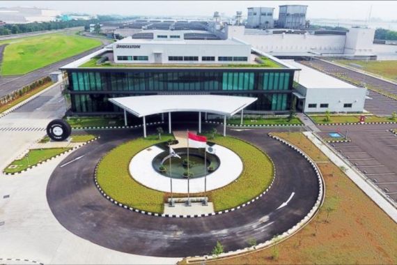 45 Tahun di Indonesia, Bridgestone Hadirkan Ban Terbaik hingga ke 70 Negara - JPNN.COM