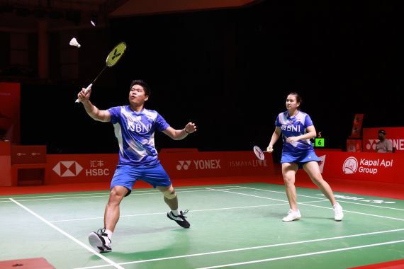 Dibantai Hong Kong, Praveen/Melati Angkat Koper dari BWF World Tour Finals 2021 - JPNN.COM