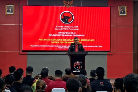 Megawati Perintahkan Repdem Tetap Menjadi Banteng Pembela Rakyat Miskin - JPNN.COM