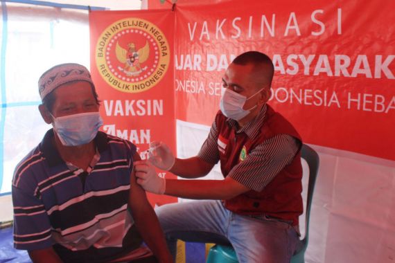 Kejar Target Herd Immunity, BIN Gelar Vaksinasi ke Pelosok Gorontalo - JPNN.COM