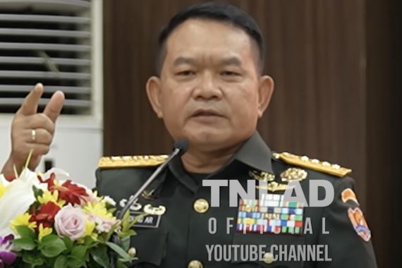 Saran Kiai Cholil kepada Jenderal Dudung yang Bilang Jangan Terlalu Dalam Mempelajari Agama - JPNN.COM