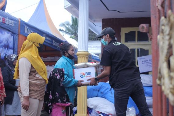 Erupsi Gunung Semeru, BRI Kerahkan Mobil Evakuasi dan Bangun Posko Bantuan - JPNN.COM