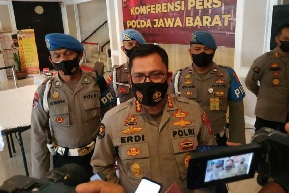 Kombes Erdi Beber Fakta Setelah Siskaee Pengumbar Aurat Tertangkap di Bandung - JPNN.COM