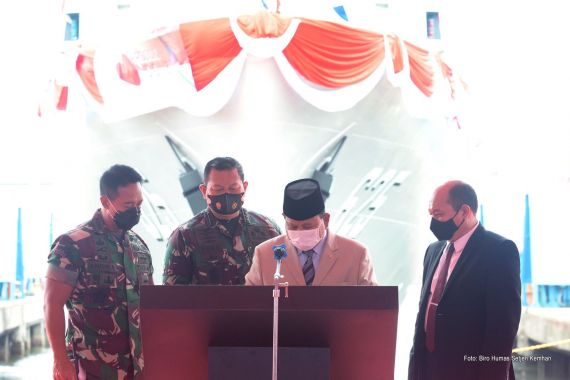 Ancaman di Natuna Utara Meningkat, Menhan Prabowo Luncurkan Kapal Perang Baru - JPNN.COM