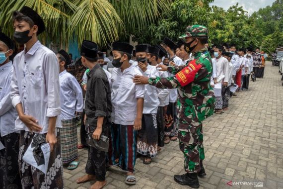 Merekrut Santri Menjadi Anggota TNI Langkah Tepat, Begini Alasannya - JPNN.COM