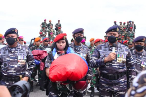 Integritas dan Soliditas TNI Polri Mewarnai Hari Armada 2021 - JPNN.COM
