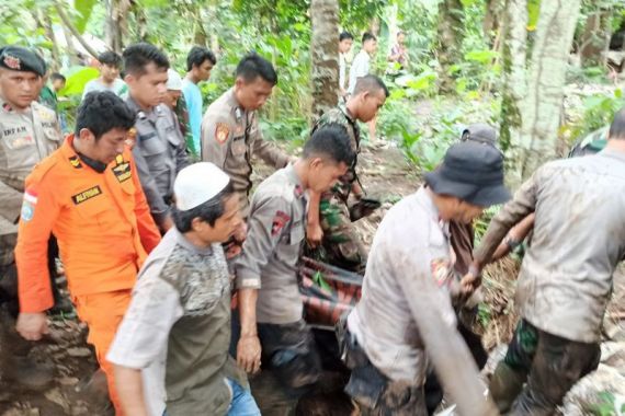 1 Lagi Jenazah Ditemukan, Korban Jiwa Banjir Bandang Lombok Barat jadi 5 Orang - JPNN.COM