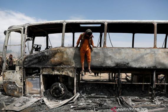 Aksi Brutal Kawanan Bandit, 30 Orang Dibakar Hidup-Hidup - JPNN.COM