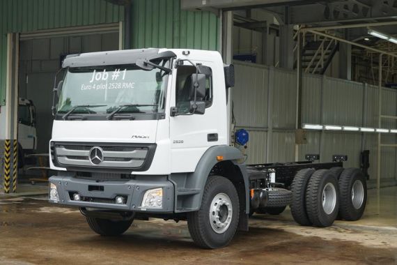 Keren, Truk Mercedes-Benz Axor Rakitan Bogor Sudah Berstandar Euro 4 - JPNN.COM