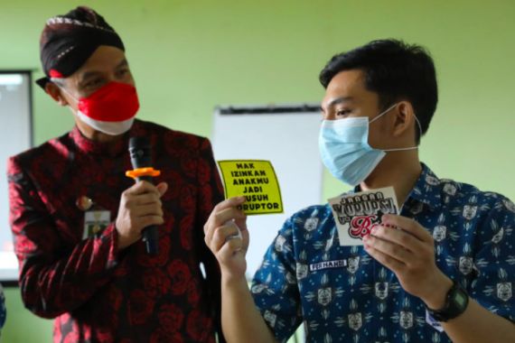 Ganjar Pranowo Lantik Anak-Anak Agen Perubahan Antikorupsi, Ini Pesannya - JPNN.COM