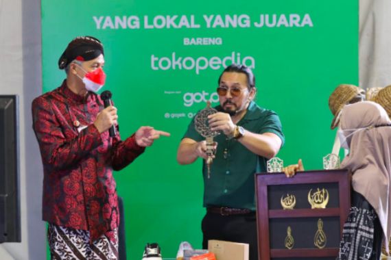 Ganjar Pranowo Dorong UMKM Jateng Kebut Digital Marketing - JPNN.COM