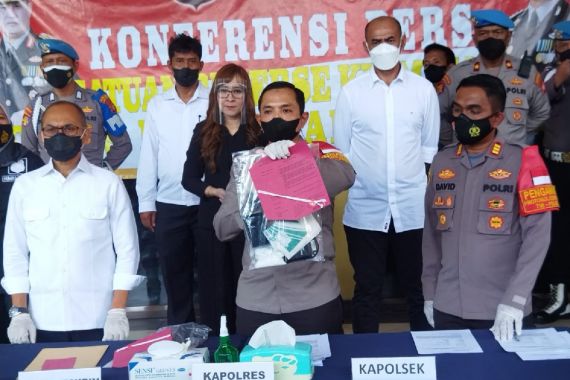 Suami Dipenjara Gara-Gara Narkoba, FT Gantikan Jadi Pengedar, Eh Apes - JPNN.COM