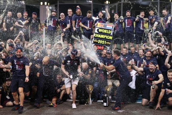 Max Verstappen Rebut Gelar Juara Dunia F1 2021, ExxonMobil Indonesia Bangga - JPNN.COM