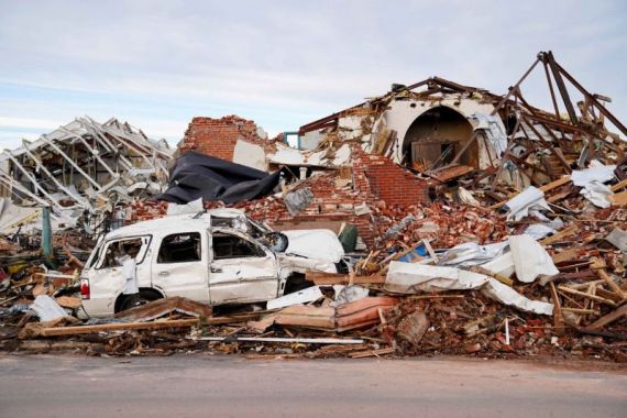 Kentucky Disapu Tornado Dahsyat, Pemerintah Diminta Deklarasikan Bencana Besar - JPNN.COM