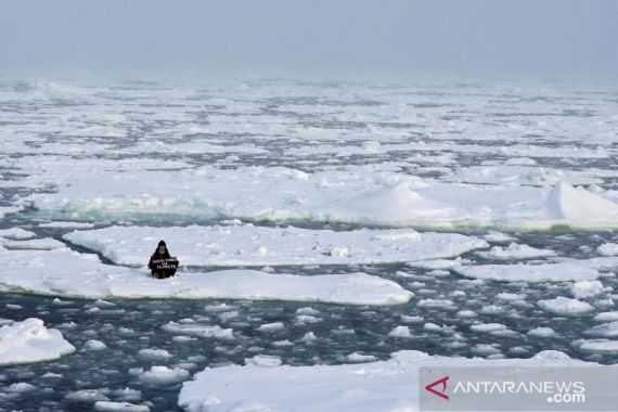 Pertama Kali Terjadi, Suhu di Arktik Tidak Pernah Sepanas Ini Sebelumnya - JPNN.COM