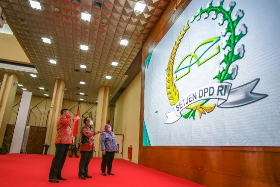 Bawa Semangat Transformasi, Setjen DPD RI Meluncurkan Logo Baru - JPNN.COM