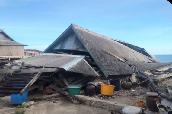 Gempa NTT, 504 Rumah Rusak di Sulsel, Ribuan Orang Mengungsi - JPNN.COM