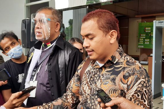 Habib Bahar Dicari Prajurit TNI karena Hujat Jenderal Dudung, Aziz Yanuar: Jangan Baper - JPNN.COM