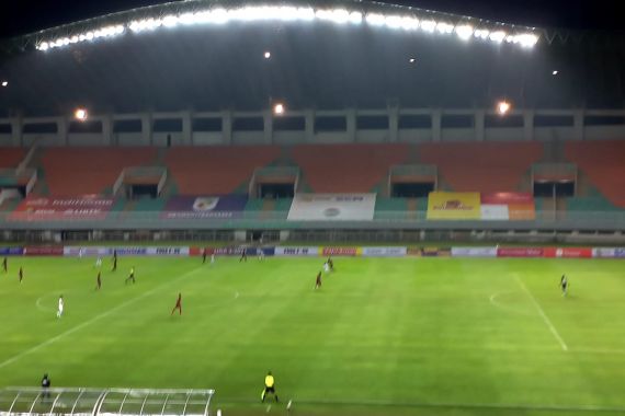 8 Besar Liga 2 2021: Sriwijaya FC Vs Persiba 2-1, Rans Cilegon Vs Persis 4-3 - JPNN.COM