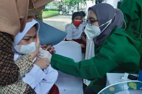 Vaksinasi Anak Usia 6-11 Tahun di Bandung Ditargetkan Rampung Maret 2022 - JPNN.COM