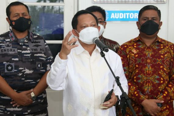 Mendagri Tito Sebut 3 Prinsip Menghadapi Varian Omicron di Indonesia - JPNN.COM