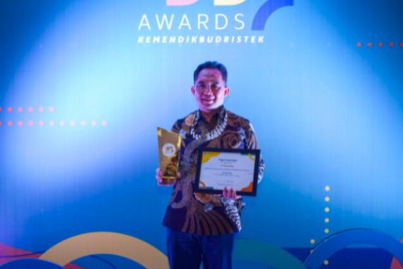 Pupuk Kaltim Raih DUDI Awards 2021 dari Kemendikbudristek - JPNN.COM