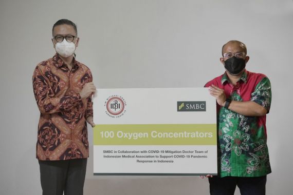 Gandeng IDI, SMBC Donasikan 100 Unit Oxygen Concentrator  - JPNN.COM