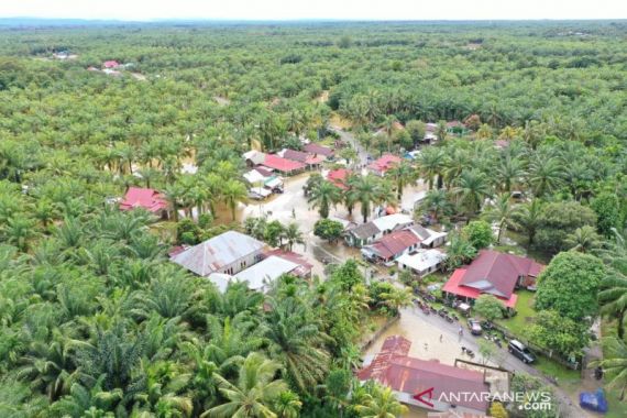 Banjir Tak Kunjung Surut, Pemkab Mukomuko Bengkulu Tetapkan Status Darurat - JPNN.COM