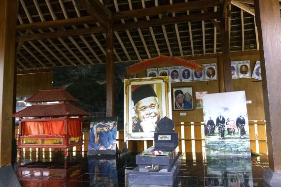 Mengunjungi Petilasan Mbah Maridjan di Merapi - JPNN.COM