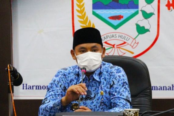 Omicron Masuk Indonesia, Wabup Kapuas Hulu: Tidak Perlu Panik... - JPNN.COM