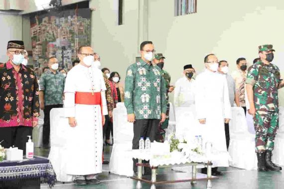 Gereja Katolik Paroki Kampung Duri Resmi Punya IBM - JPNN.COM