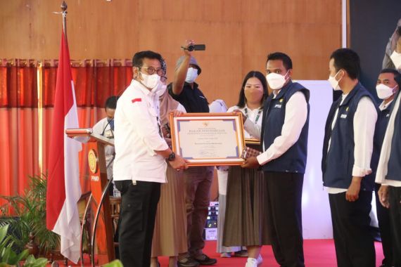 Kementan Beri Penghargaan Bagi SDM Pertanian Berprestasi - JPNN.COM