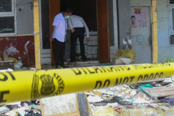 Pejabat Dinas Dikbud NTB Diperiksa Polisi Terkait Limbah Medis di Gedung BKMM - JPNN.COM