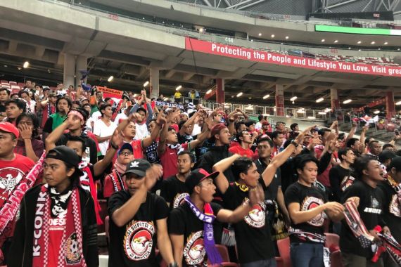 Tidak Bisa Berangkat ke Singapura, Suporter Indonesia di Malaysia Pilih Lakukan Ini - JPNN.COM