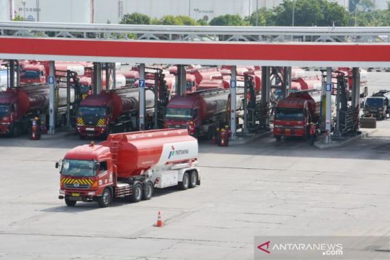 Sudah Sepatutnya Harga BBM-non Penugasan Pertamina Mengalami Penyesuaian - JPNN.COM