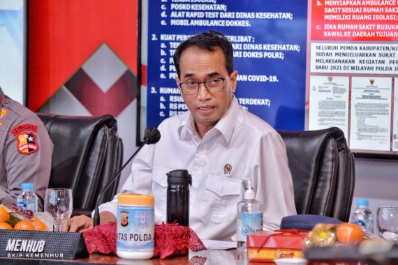 Pantau Lalin Jelang Nataru, Menhub Minta Personel Jalankan 3 Instruksi Jokowi - JPNN.COM