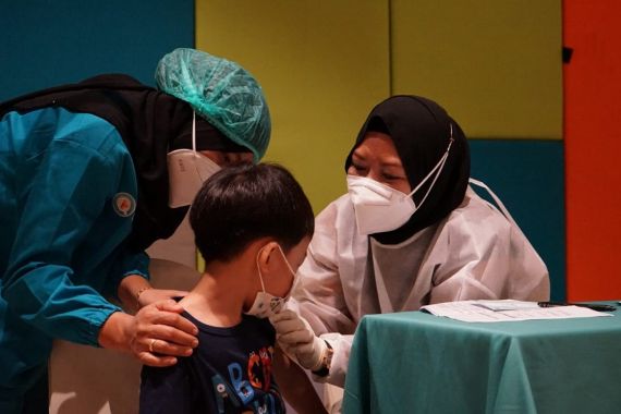 SehatQ dan PT Novell Gelar Vaksinasi untuk Anak Usia 6-11 Tahun - JPNN.COM