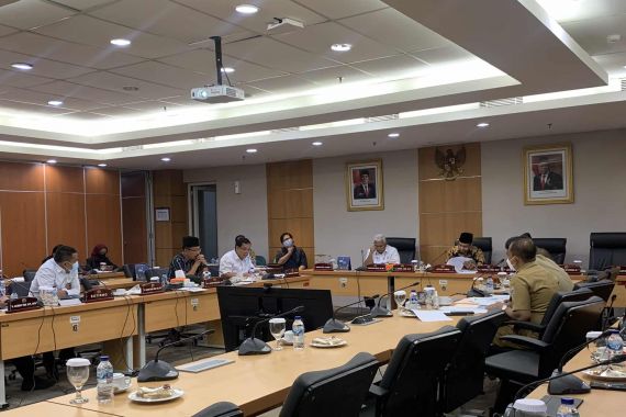 Kronologis Revisi UMP DKI Jakarta 2022 Jadi 5,1 Persen, Ternyata Begini Awalnya - JPNN.COM