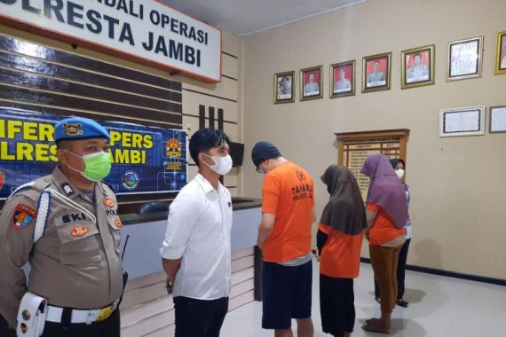 Tak Puas Begituan dengan R & PIS, Pengusaha di Jakarta Minta Remaja Putri - JPNN.COM