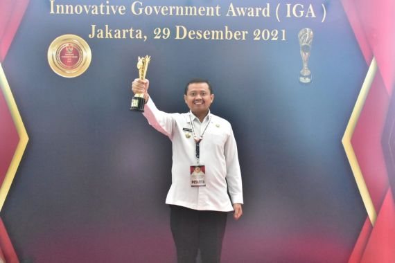 Penghargaan IGA 2021: Sumedang Raih Predikat Kabupaten Sangat Inovatif dari Kemendagri - JPNN.COM