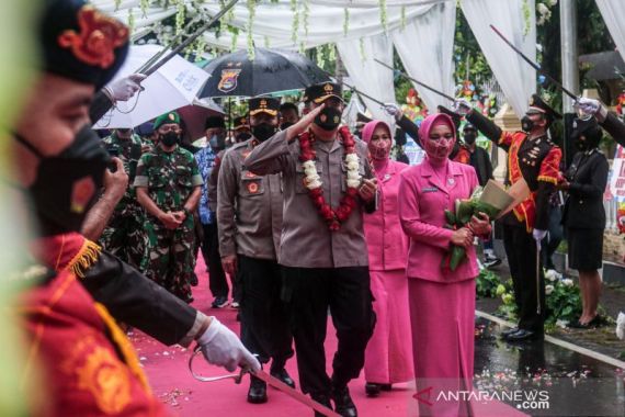 Irjen Iqbal Sedih Berpisah dengan Orang-orang Hebat di NTB - JPNN.COM