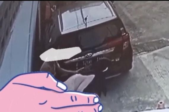 Video Dua Sejoli Mesum di Belakang Mobil Viral di Medsos, Ya Ampun, Pelakunya - JPNN.COM
