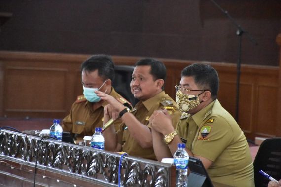 Tuntaskan Visi Sumedang Simpati, Bupati Dony Siap Bawa Daerahnya Melesat di 2022 - JPNN.COM