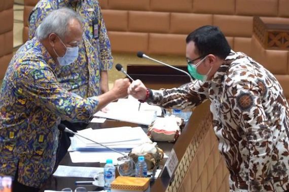 Mas Vino Berharap Revitalisasi Pasar Johar Bangkitkan Ekonomi Rakyat - JPNN.COM